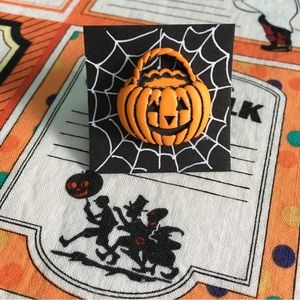🎃 Handmade Retro Jack’o’Lantern Bucket Brooch 🎃